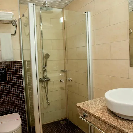 Sky Hotel 4*