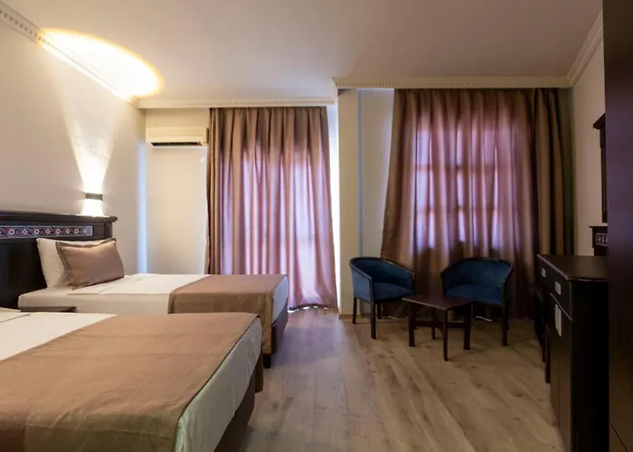 מלון Sky אלאניה